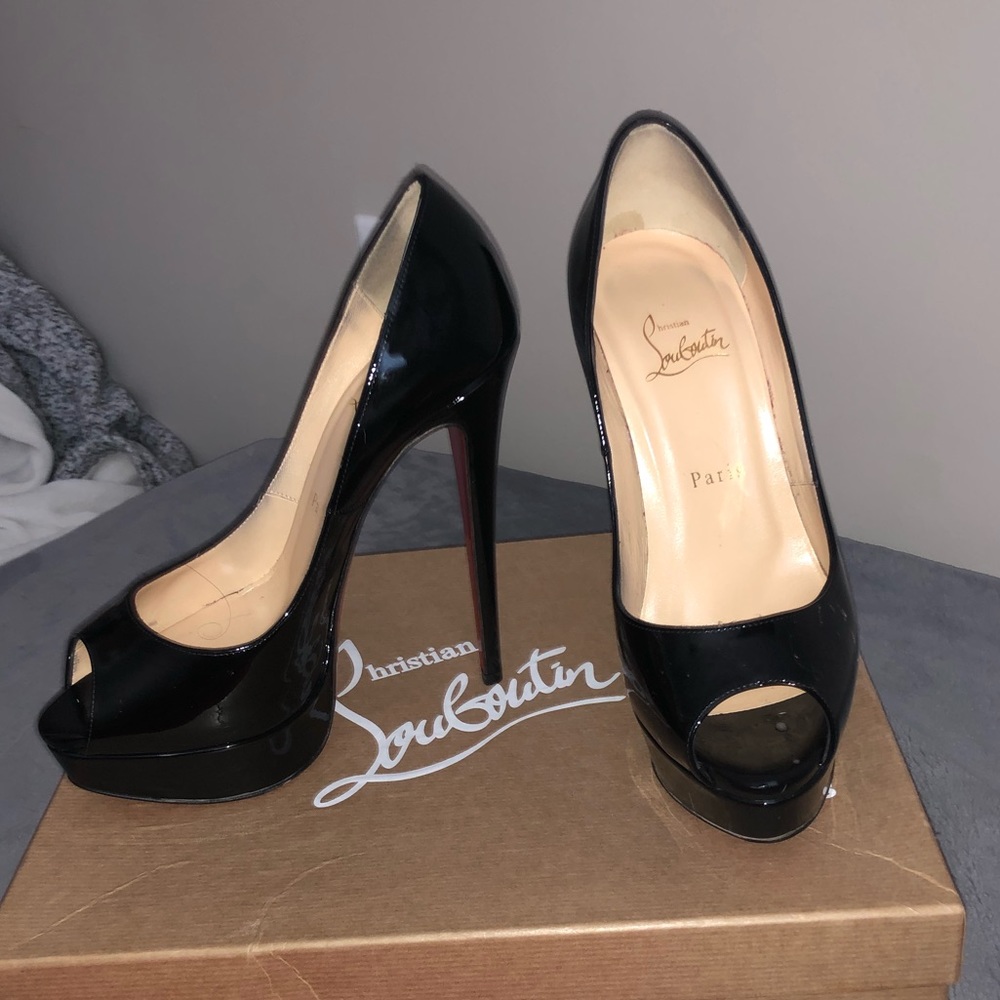 Christian louboutin peep toe 150m patent calf